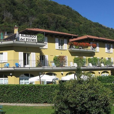 Hotel Del Fiume Канобио Екстериор снимка