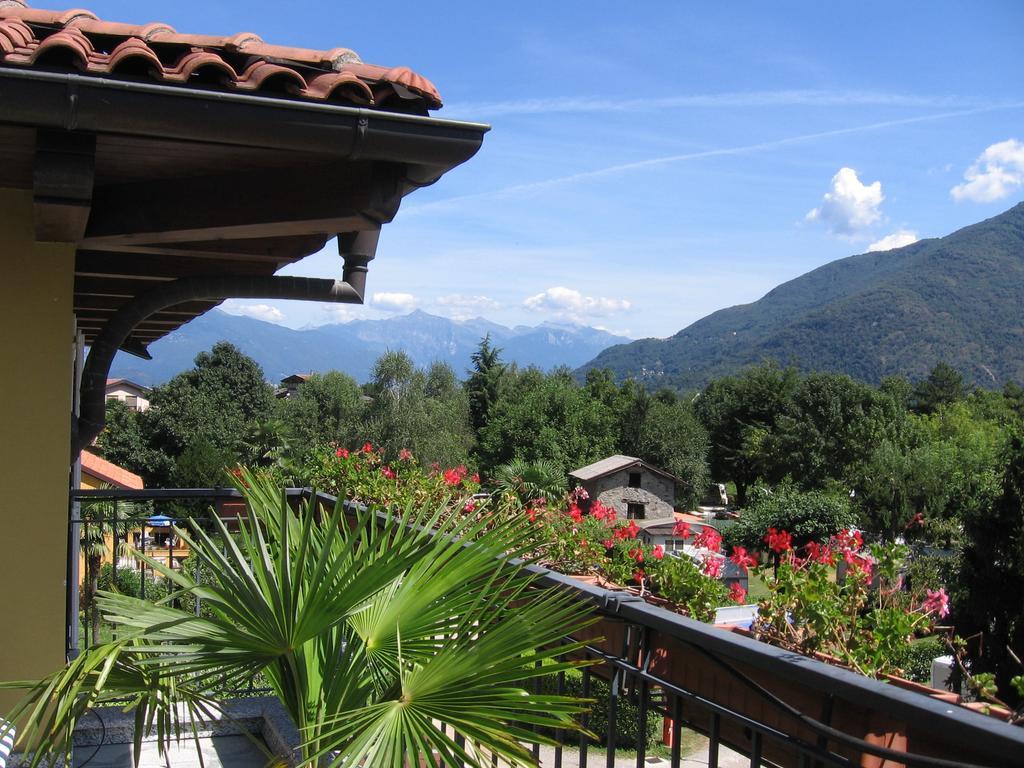 Hotel Del Fiume Канобио Екстериор снимка